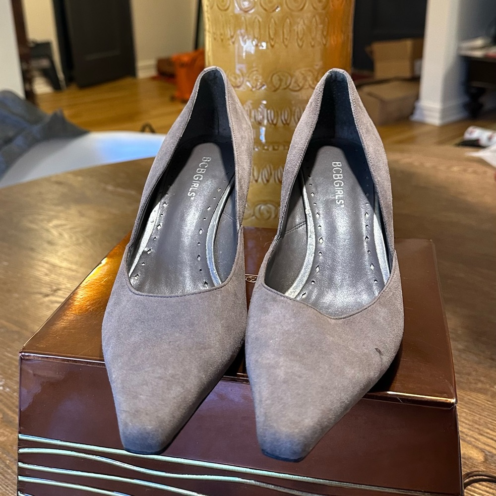 BCBGIRLS Heels - 8.5